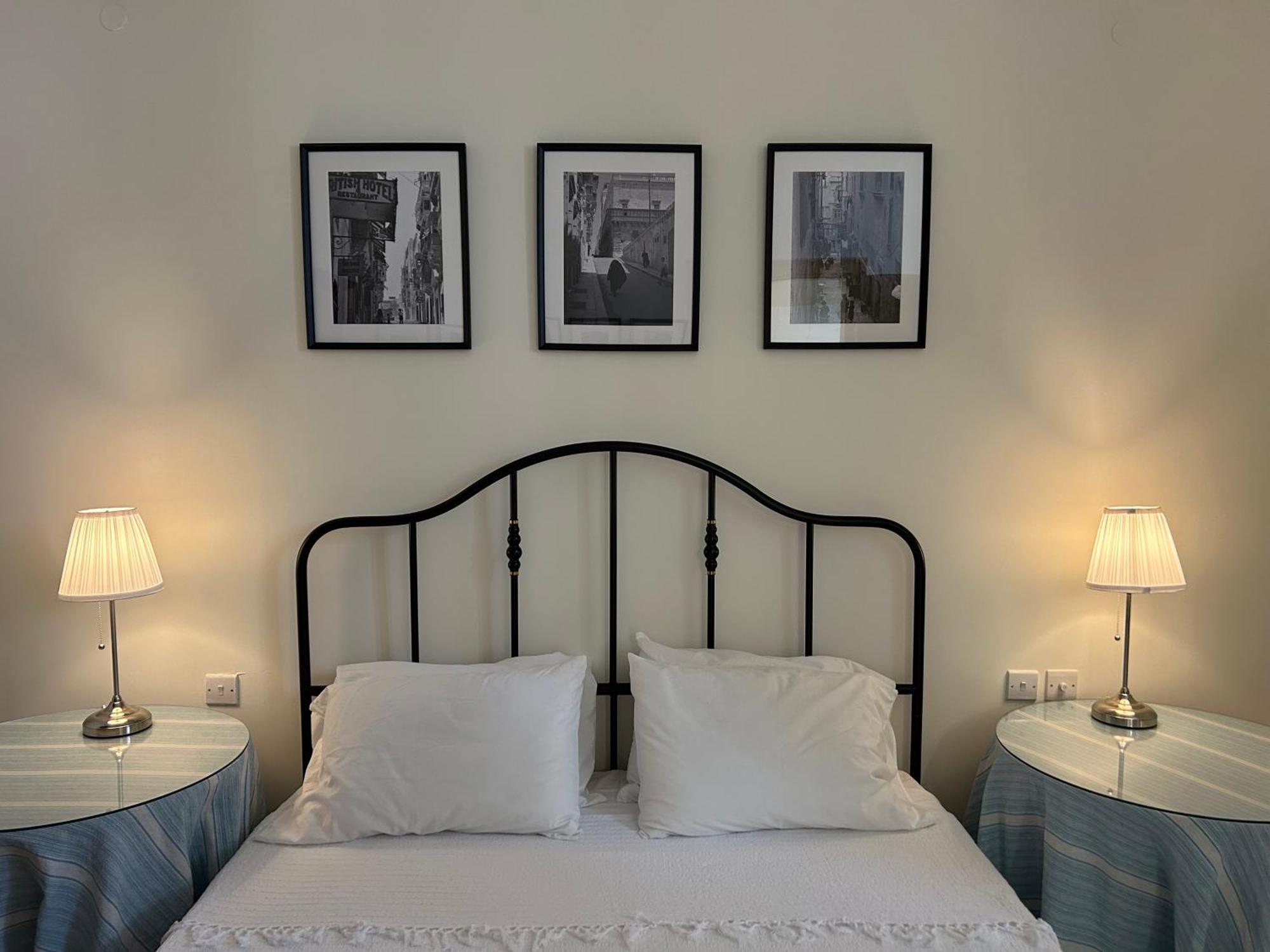 Prestigious Pied A Terre Wignacourt With Views Apartment Valletta Exterior photo